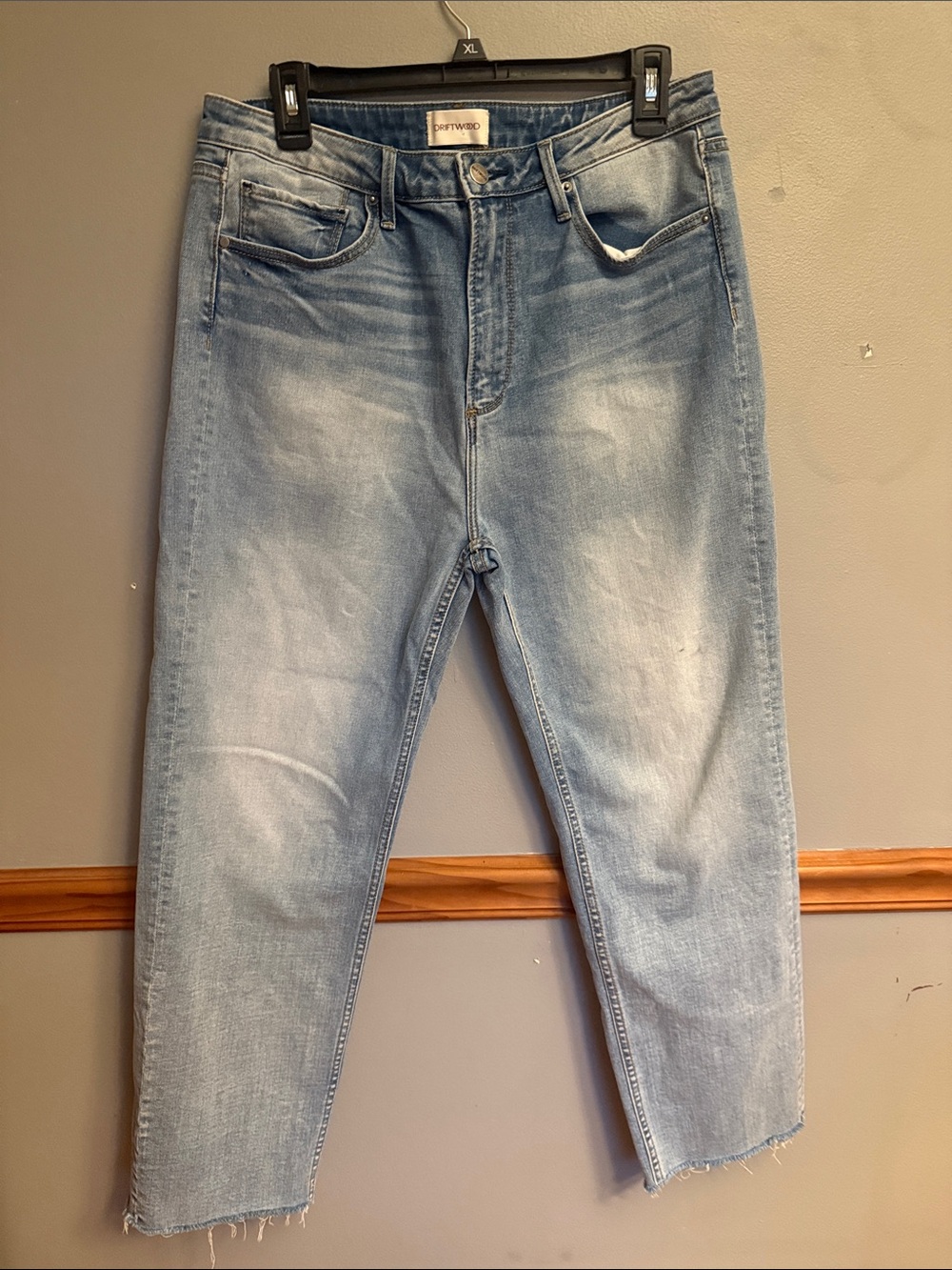 Driftwood Royce Light Wash Distressed Raw Hem Jeans Size 30